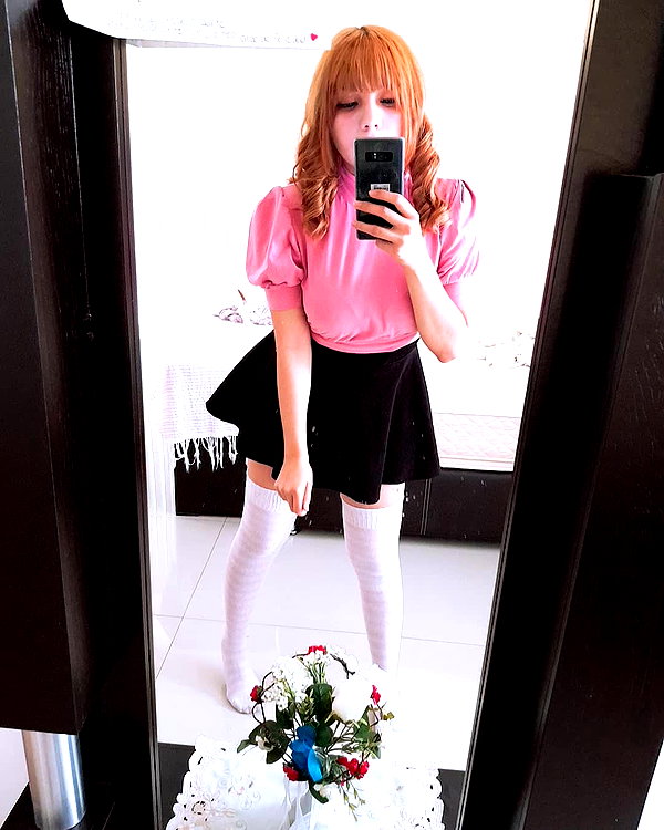 karemy.chi instagram image archive image