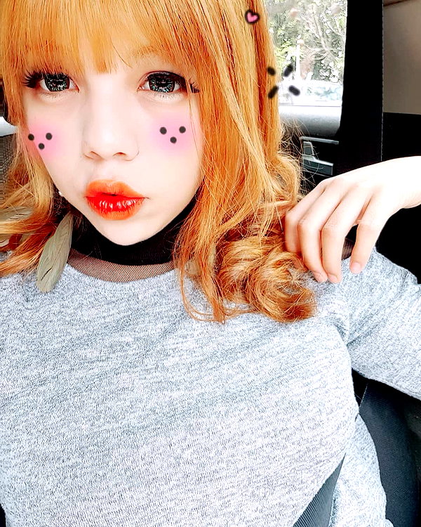 karemy.chi instagram image archive image