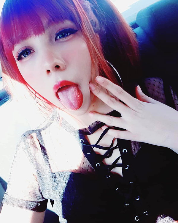 karemy.chi instagram image archive image