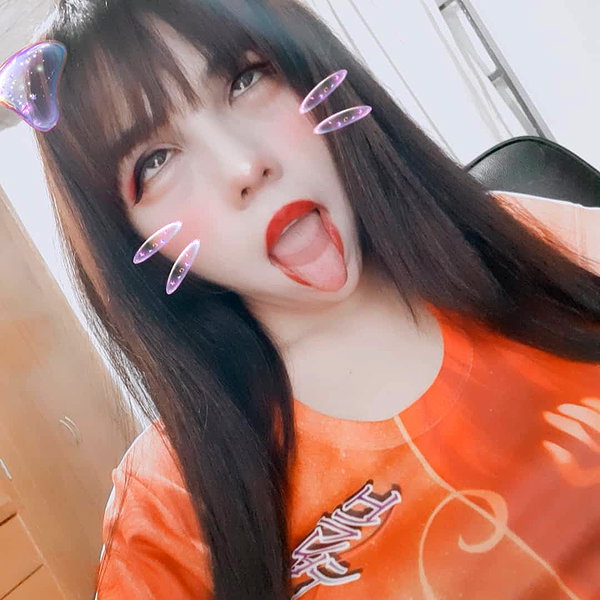 karemy.chi instagram image archive image