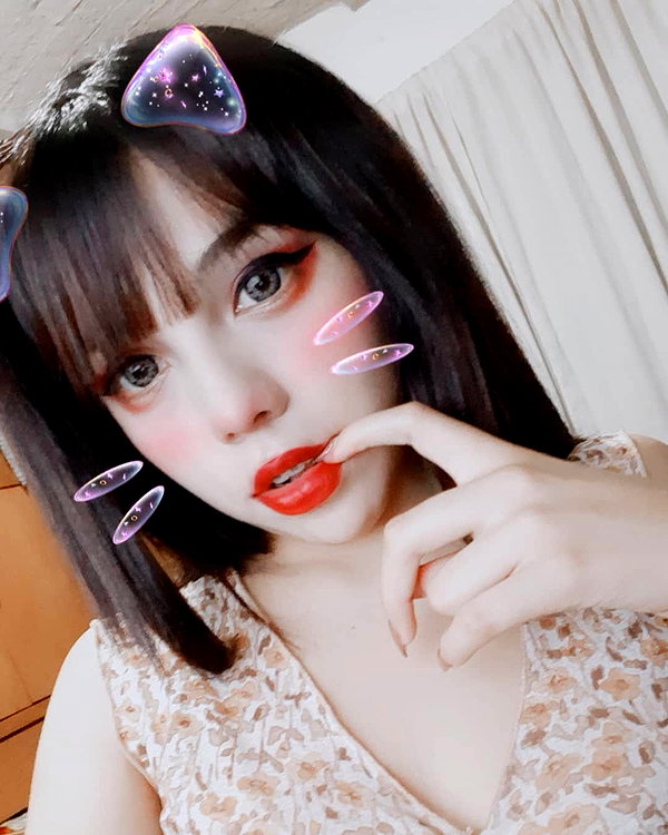 karemy.chi instagram image archive image