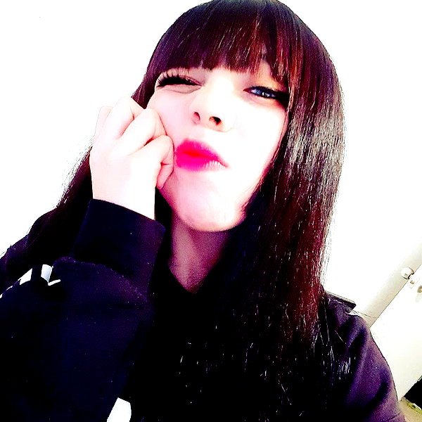 karemy.chi instagram image archive image