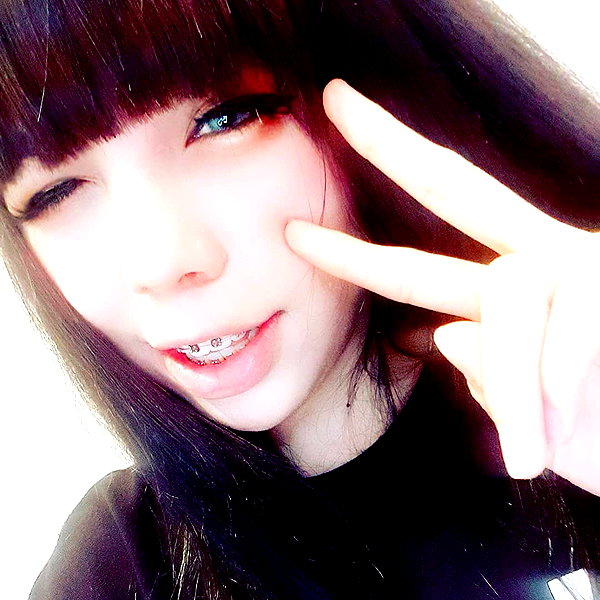karemy.chi instagram image archive image