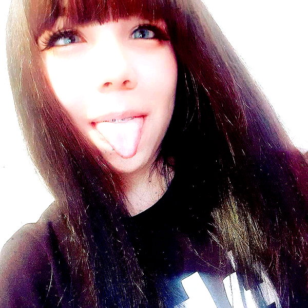 karemy.chi instagram image archive image