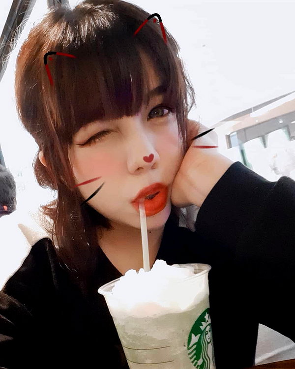 karemy.chi instagram image archive image