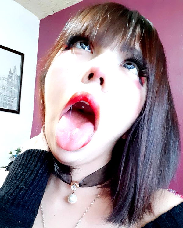 karemy.chi instagram image archive image