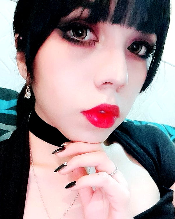 karemy.chi instagram image archive image