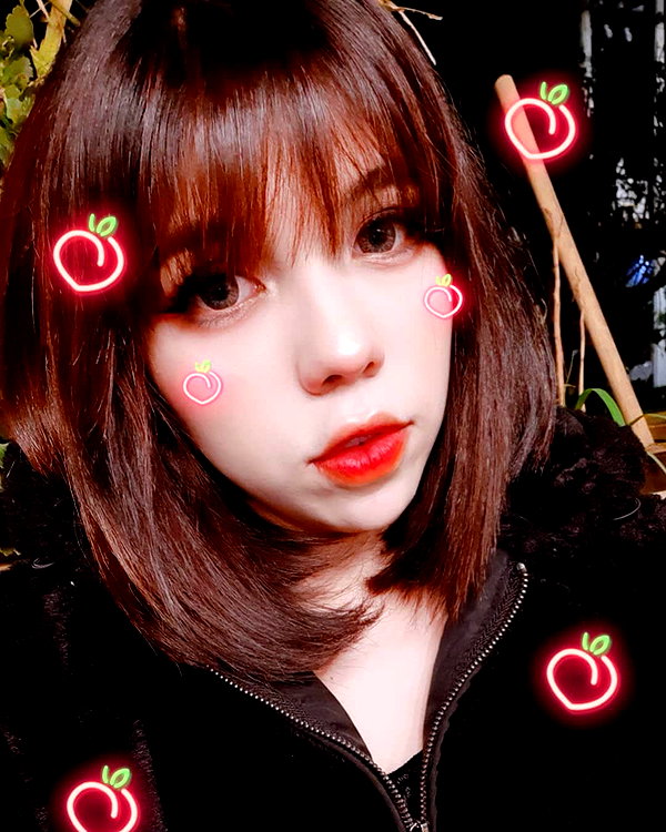 karemy.chi instagram image archive image