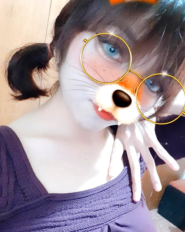 karemy.chi instagram image archive image