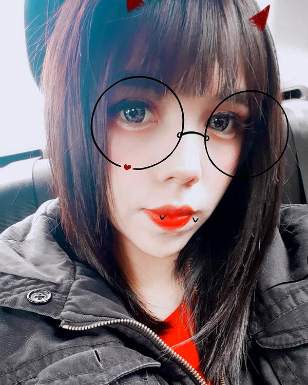 karemy.chi instagram image archive image