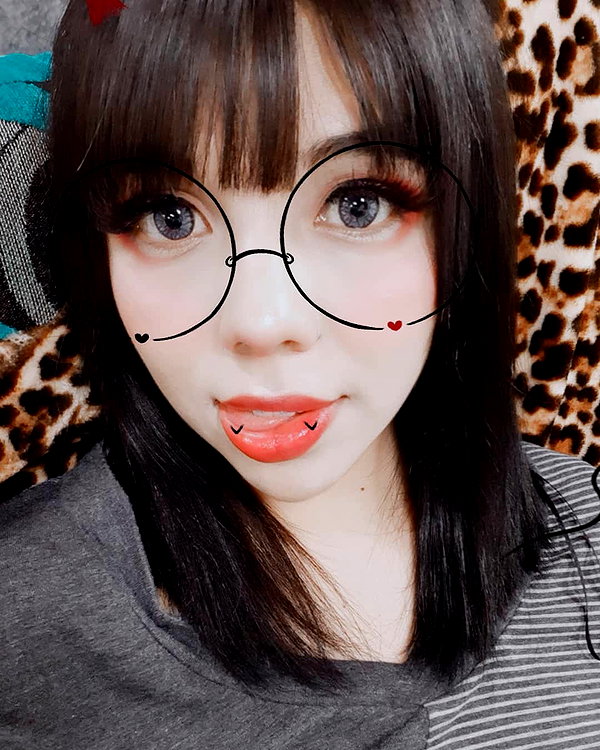 karemy.chi instagram image archive image