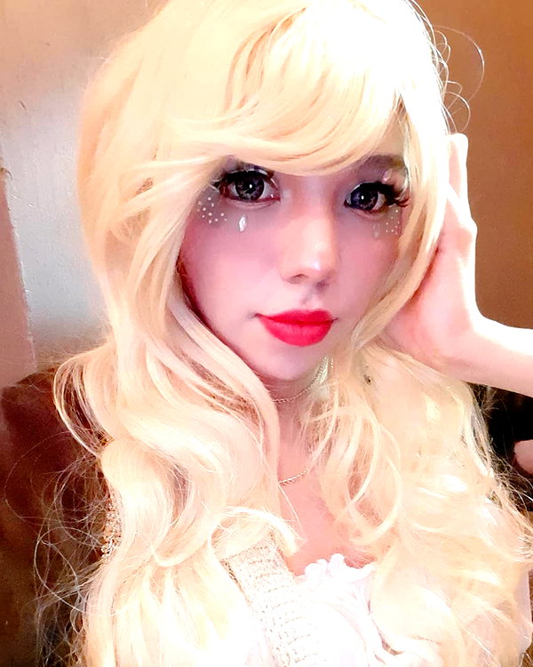 karemy.chi instagram image archive image