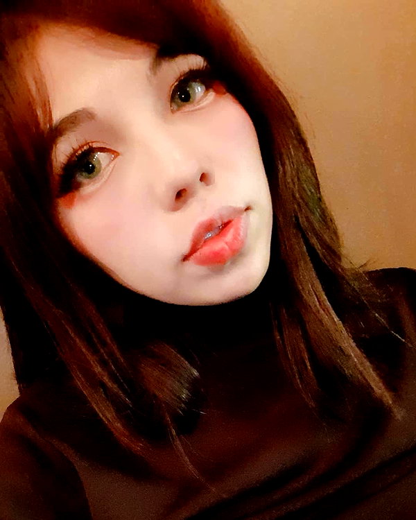 karemy.chi instagram image archive image