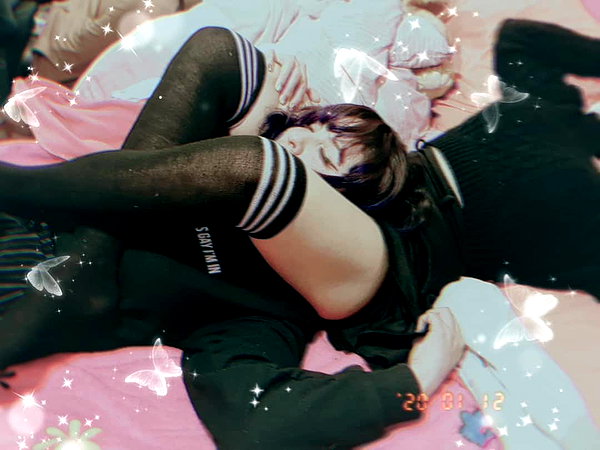 karemy.chi instagram image archive image
