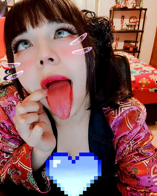 karemy.chi instagram image archive image