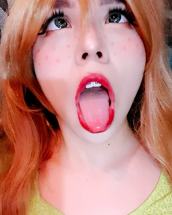 karemy.chi instagram image archive image
