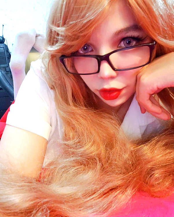 karemy.chi instagram image archive image