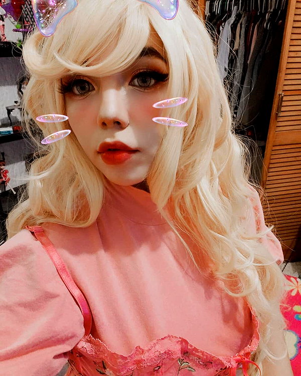 karemy.chi instagram image archive image