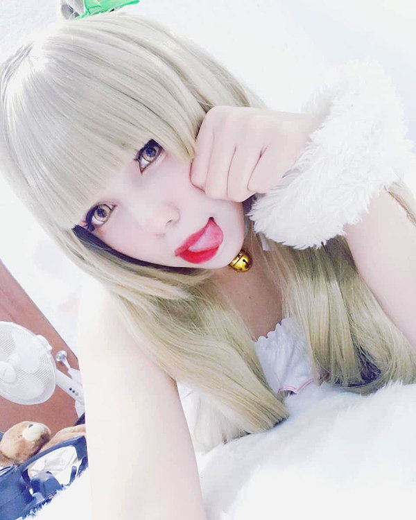 karemy.chi instagram image archive image