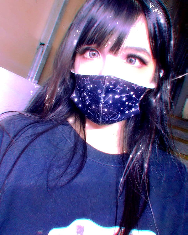 karemy.chi instagram image archive image