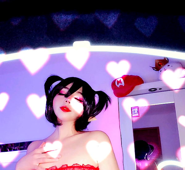 karemy.chi instagram image archive image