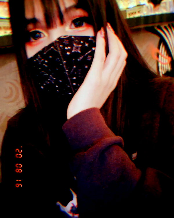 karemy.chi instagram image archive image