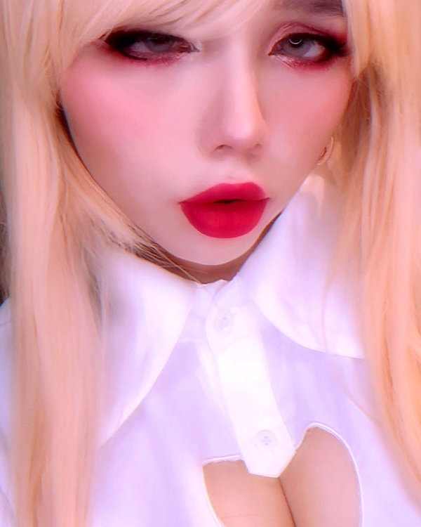 karemy.chi instagram image archive image