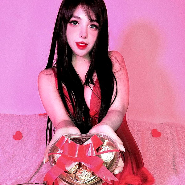karemy.chi instagram image archive image