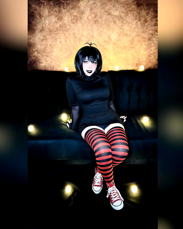 karemy.chi instagram image archive image