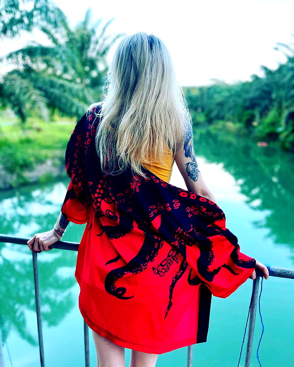 karnelia_life instagram image archive image