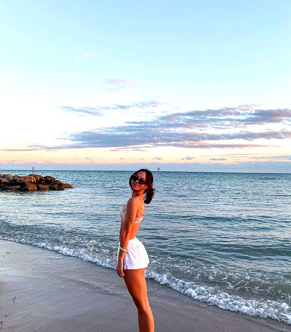 katelynernst3 instagram image archive image