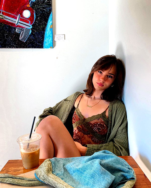 katelynernst3 instagram image archive image