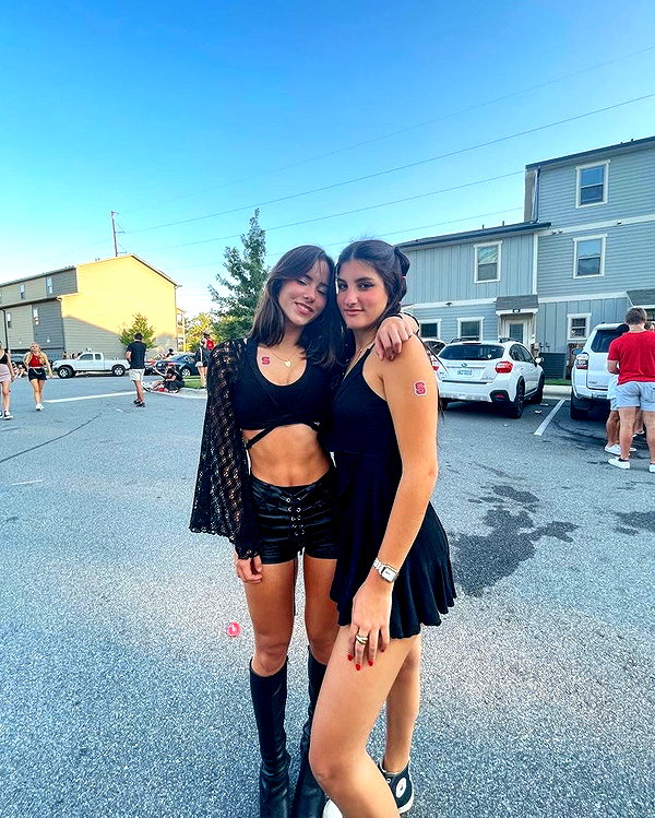 katelynernst3 instagram image archive image