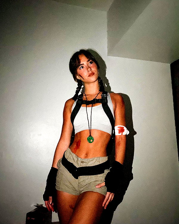 katelynernst3 instagram image archive image