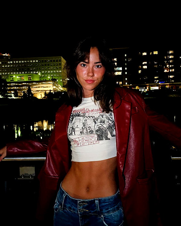 katelynernst3 instagram image archive image