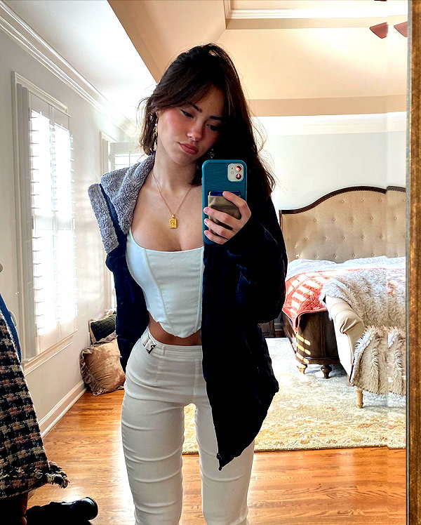 katelynernst3 instagram image archive image