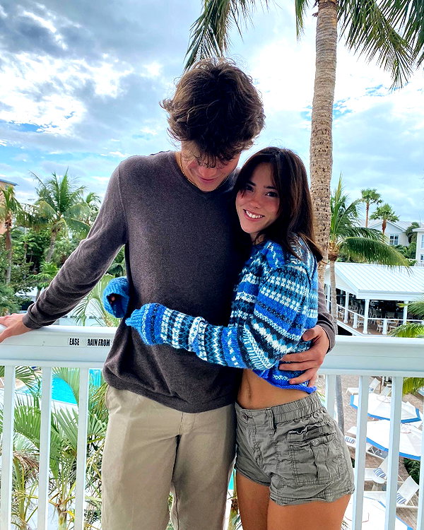 katelynernst3 instagram image archive image