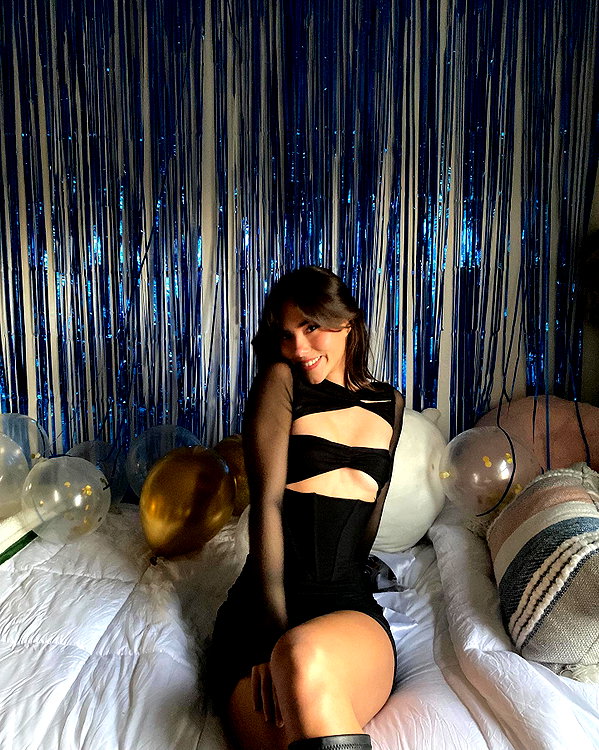 katelynernst3 instagram image archive image