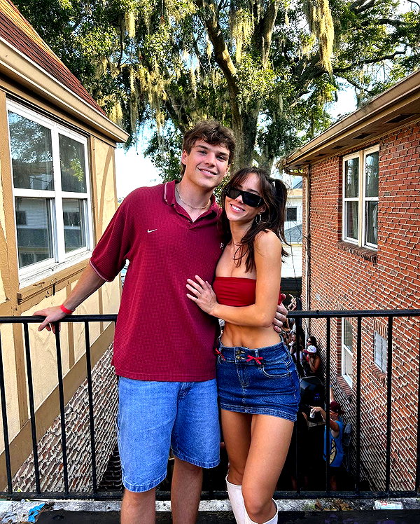 katelynernst3 instagram image archive image