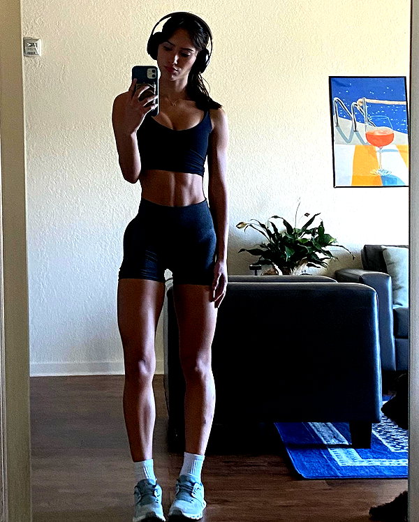 katelynernst3 instagram image archive image