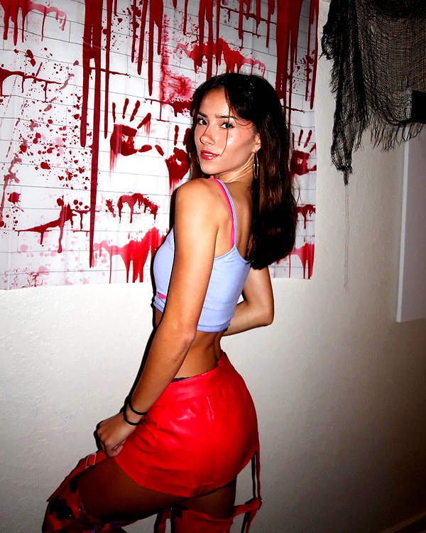 katelynernst3 instagram image archive image