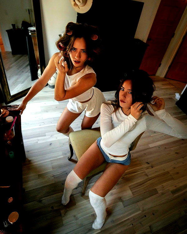 katelynernst3 instagram image archive image