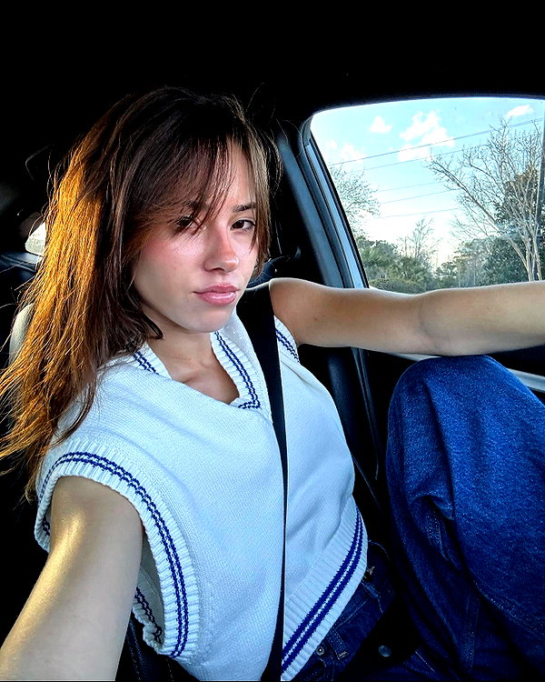 katelynernst3 instagram image archive image