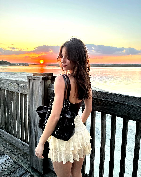 katelynernst3 instagram image archive image