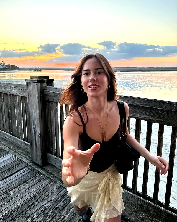 katelynernst3 instagram image archive image