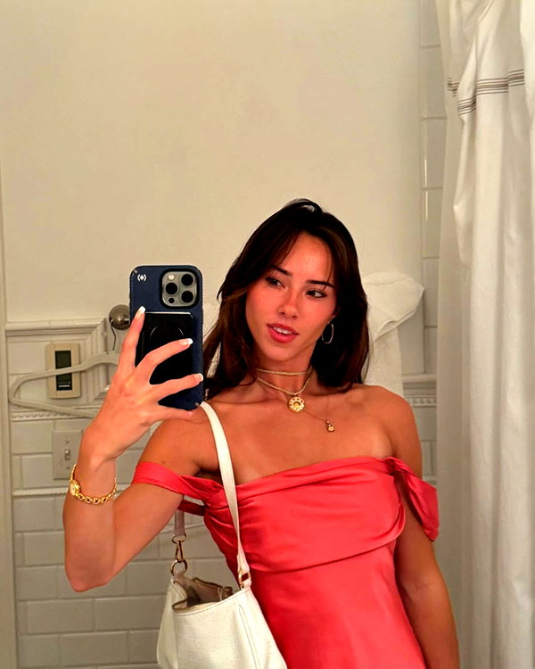 katelynernst3 instagram image archive image
