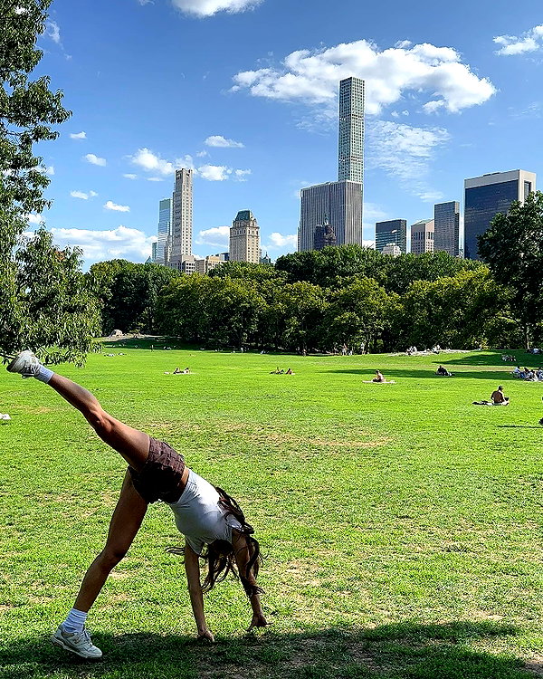 katelynernst3 instagram image archive image