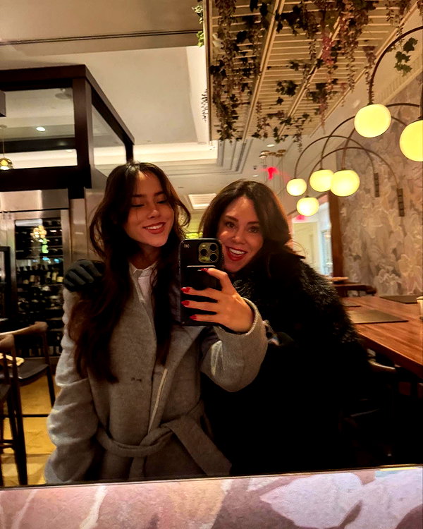 katelynernst3 instagram image archive image