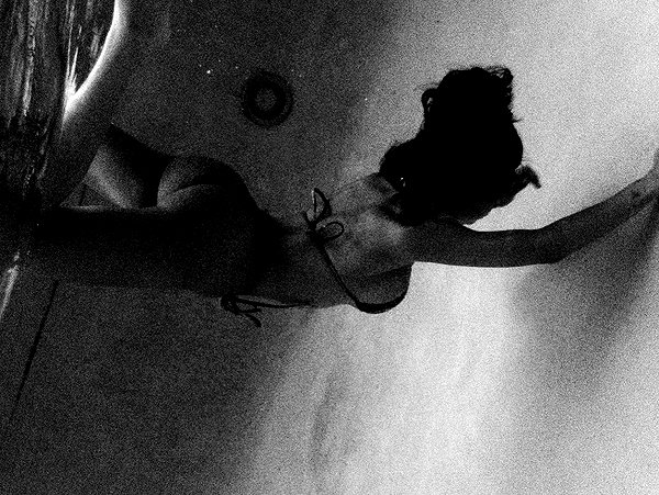 katiebellofficial instagram image archive image