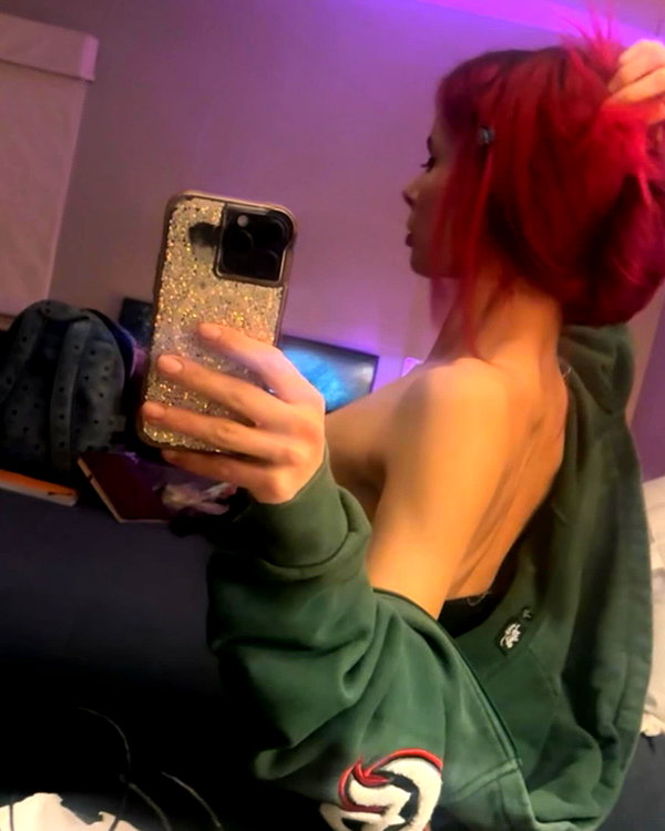 katiebellofficial instagram image archive image